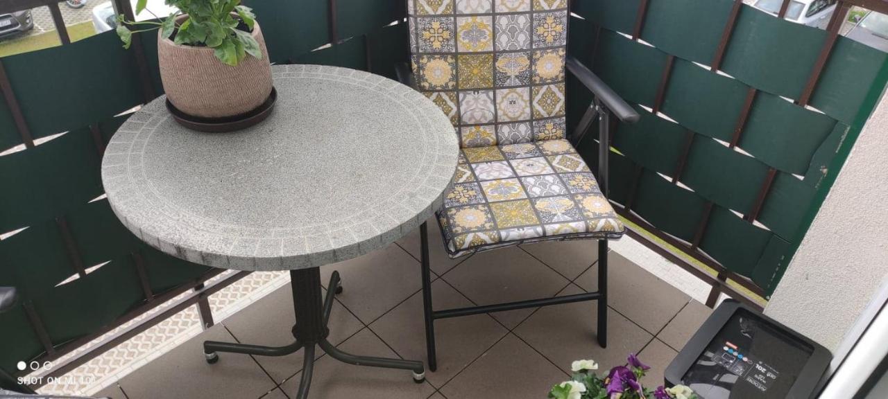 Apartament w spokojnej lokalizacji Cieplewo Zewnętrze zdjęcie